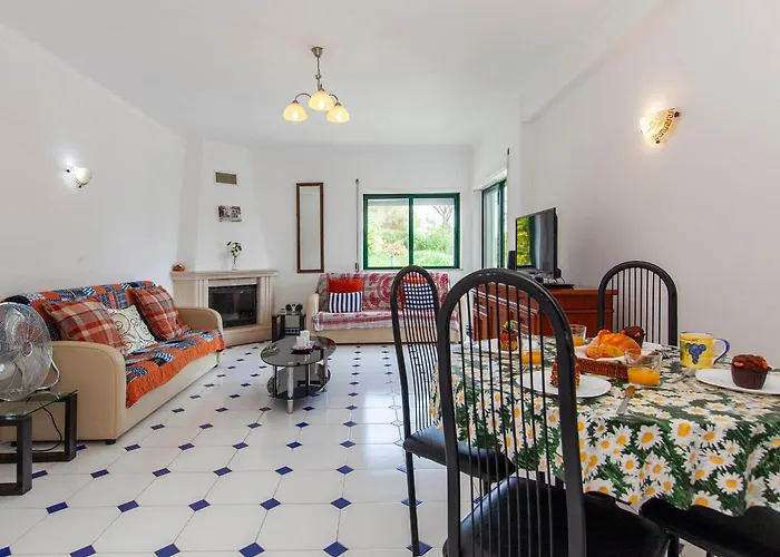 Quinta Dos Pinheiros